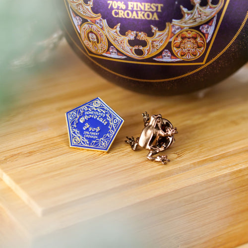 Productafbeelding Harry Potter - Chocolade Kikker Kerstbal met Pins