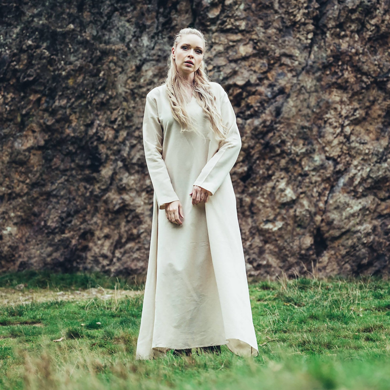 Produktbild Mittelalter Unterkleid Valdis beige