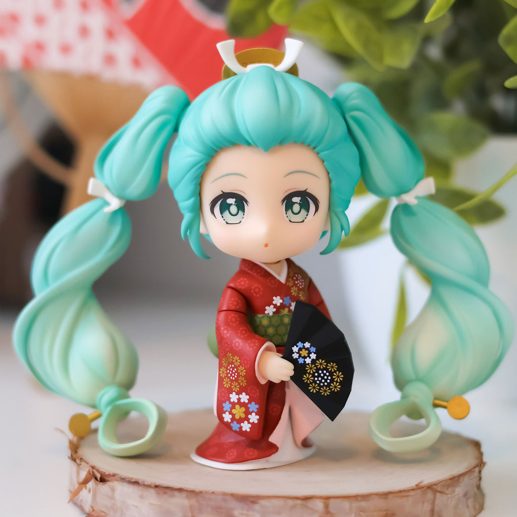Image produit Hatsune Miku - Beauty Looking Back Version Nendoroid Action Figure