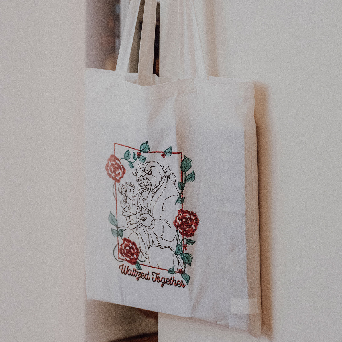 Productafbeelding Beauty and the Beast - Waltzed Together Jute Zak
