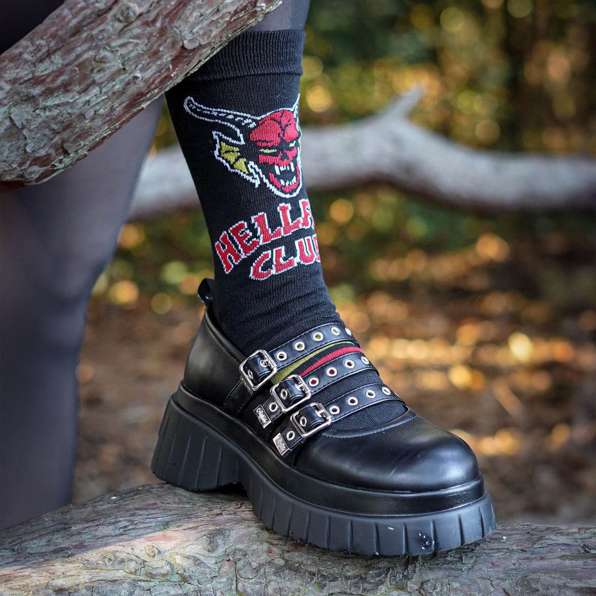 Image produit Stranger Things - Chaussettes Hellfire Club