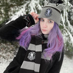 Produktbild Wednesday - Nevermore Academy Beanie