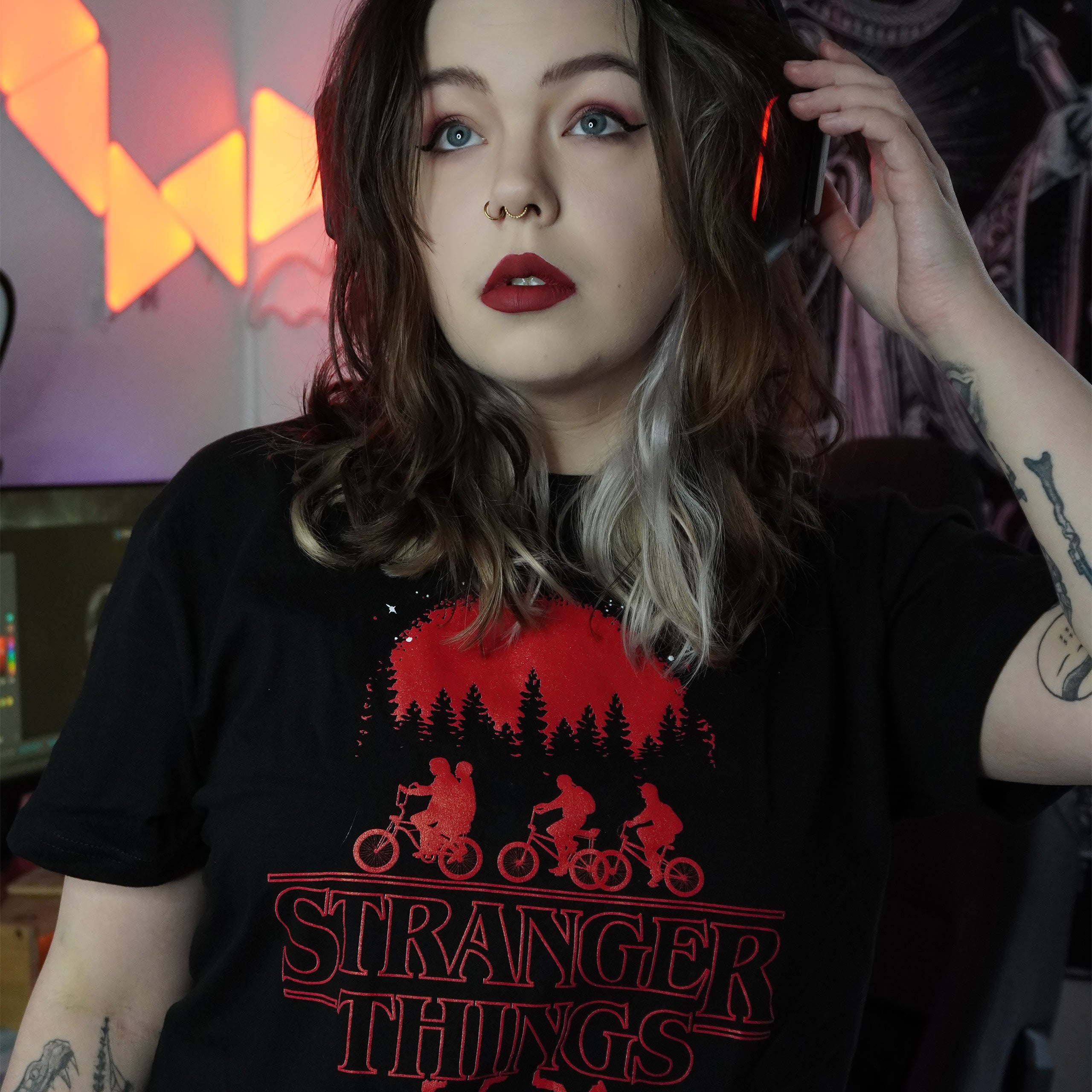 Image produit Stranger Things - T-shirt Silhouette noir