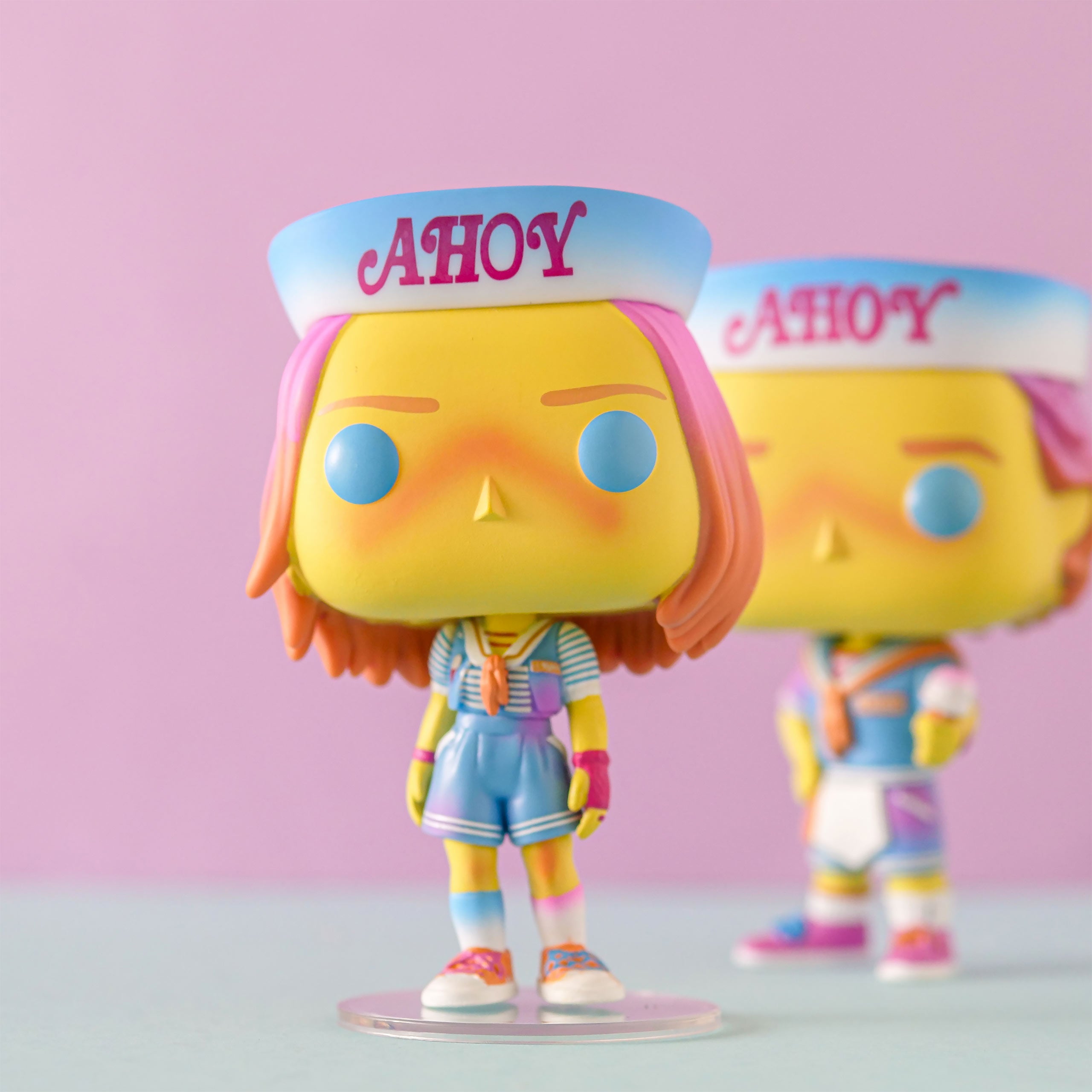 Productafbeelding Stranger Things - Robin (Scoops Ahoy) Funko Pop Figuur