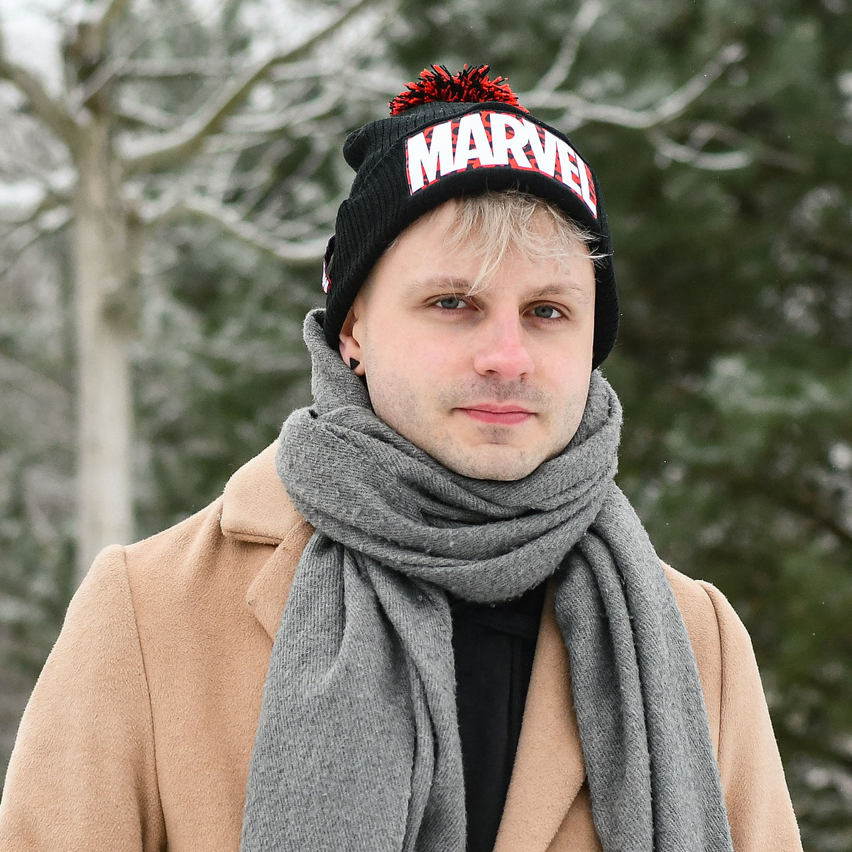 Productafbeelding Marvel - Logo Muts met Pompon