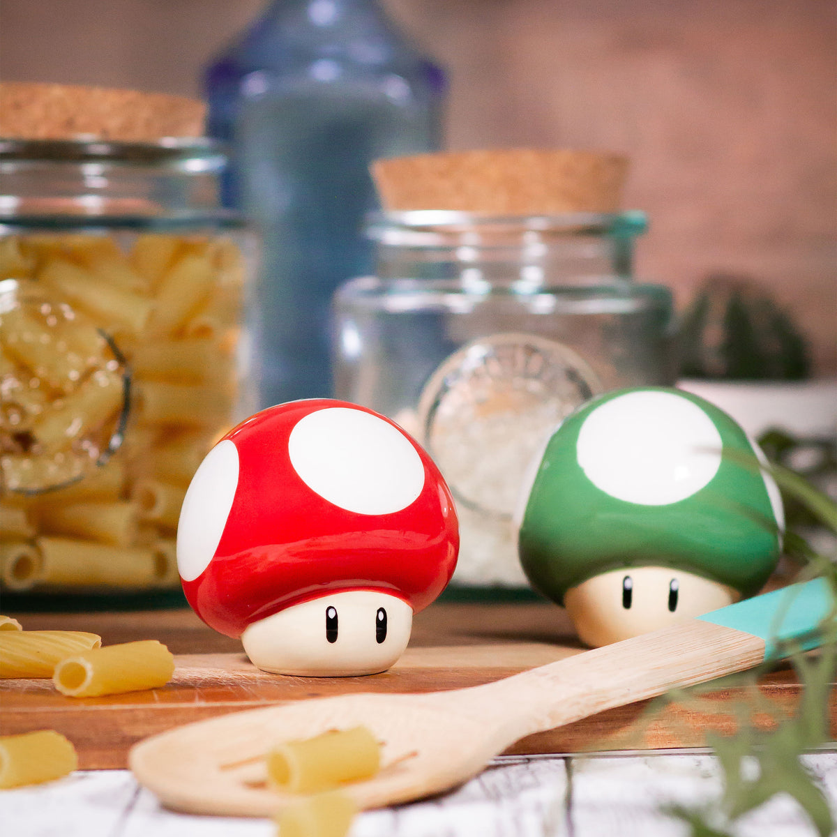 Productafbeelding Super Mario - Super Paddestoel en 1 UP Paddestoel Zout & Peperstrooiers