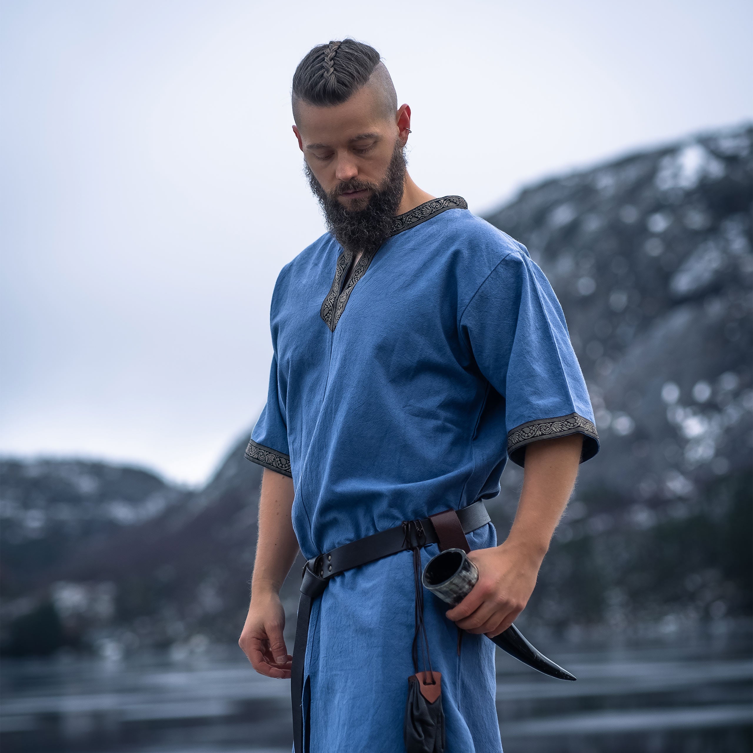 Produktbild Mittelalter Tunika Kurzarm mit Bordüre blau