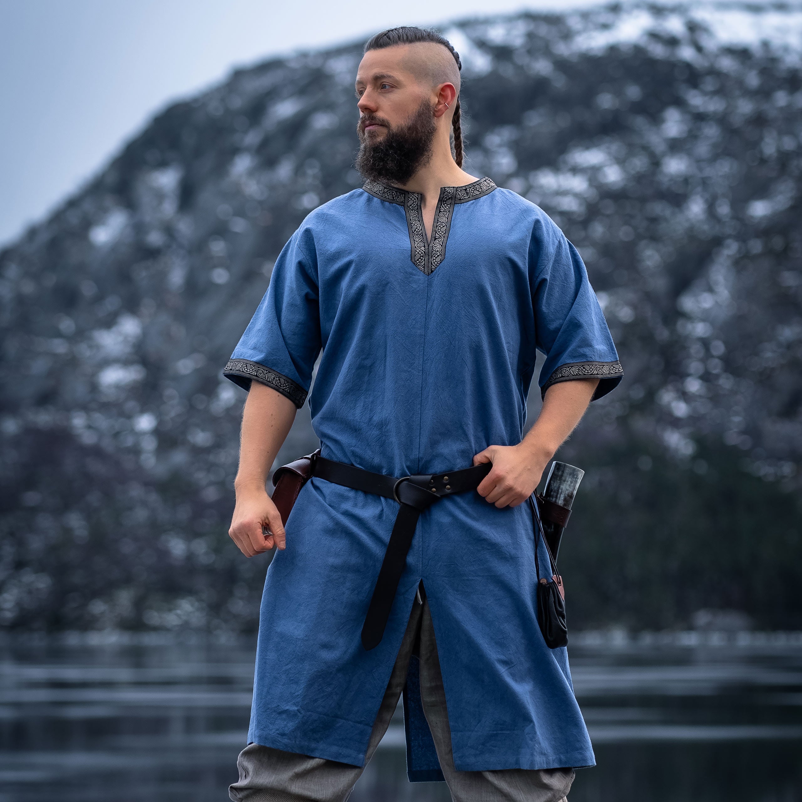 Produktbild Mittelalter Tunika Kurzarm mit Bordüre blau