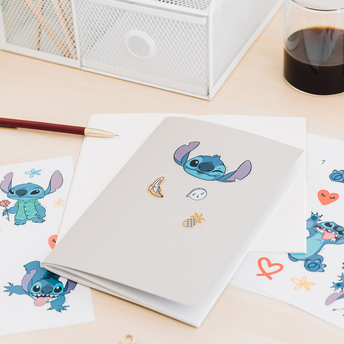 Image produit Autocollant Tropical Stitch - Lilo & Stitch