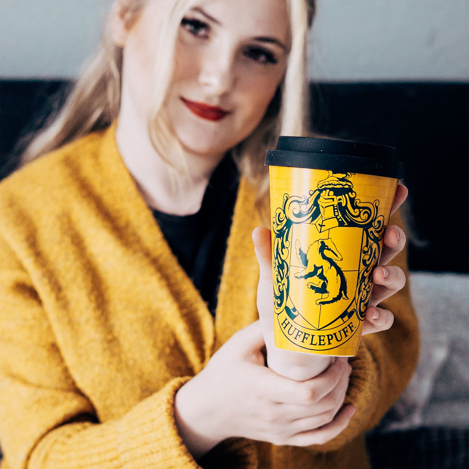 Produktbild Harry Potter - Proud Hufflepuff To Go Becher