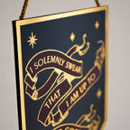 Image produit Harry Potter - Plaque murale en bois Alumni 'I Solemnly Swear'