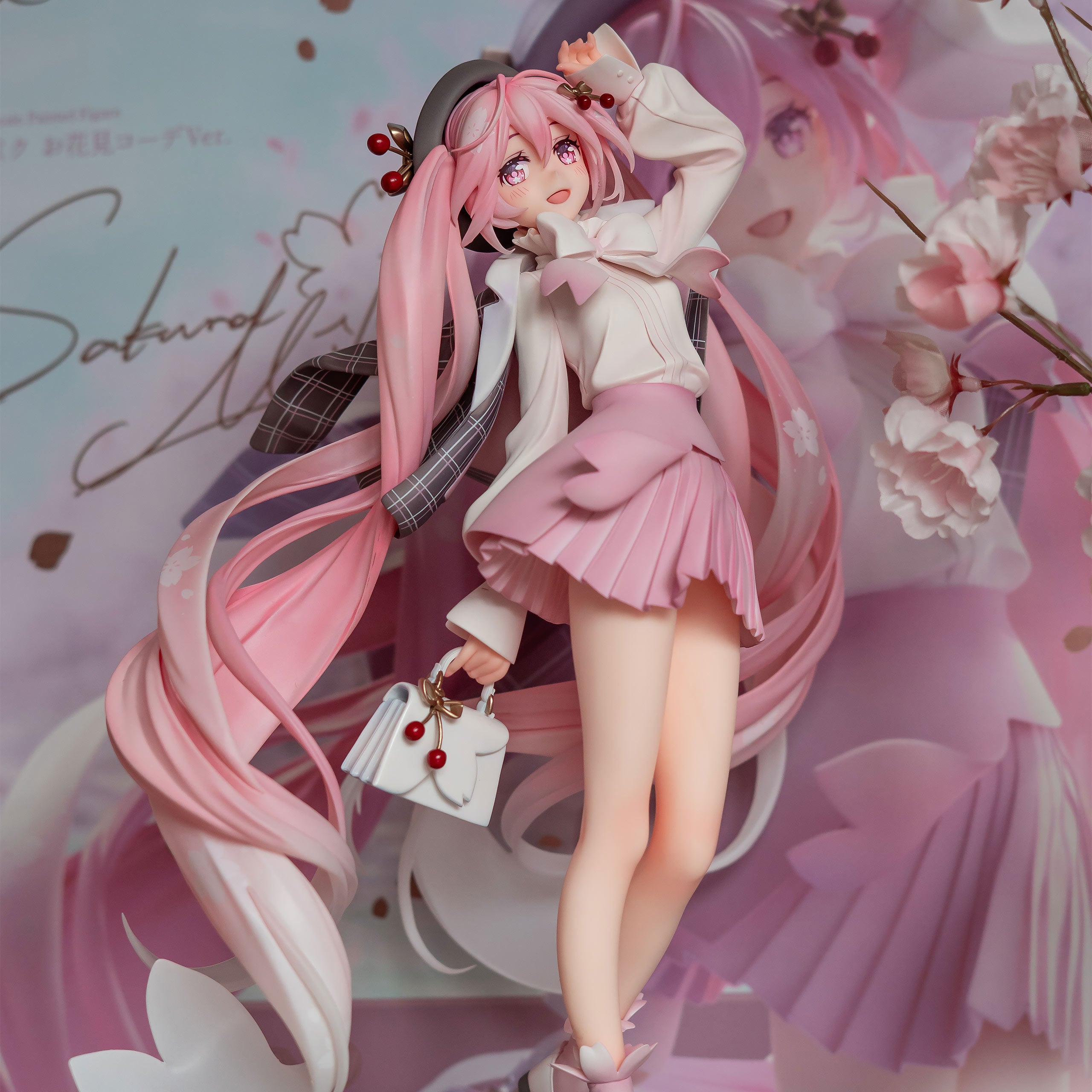 Image produit Hatsune Miku - Statue Sakura Miku Hanami Outfit Version