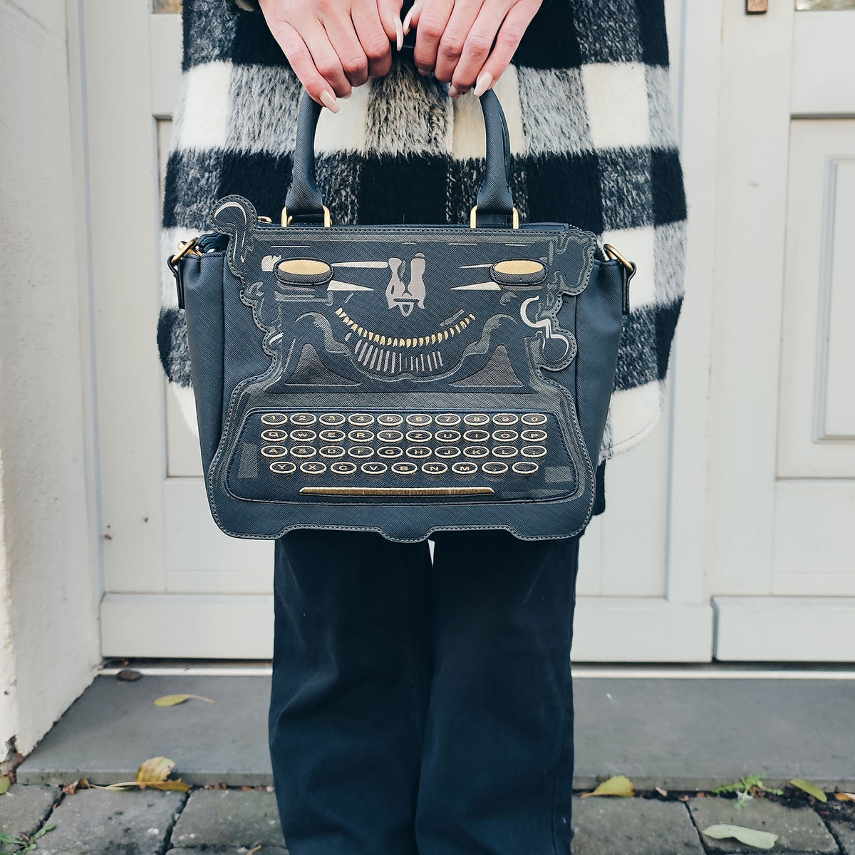 Produktbild Wednesday - Typewriter Crossbody Tasche