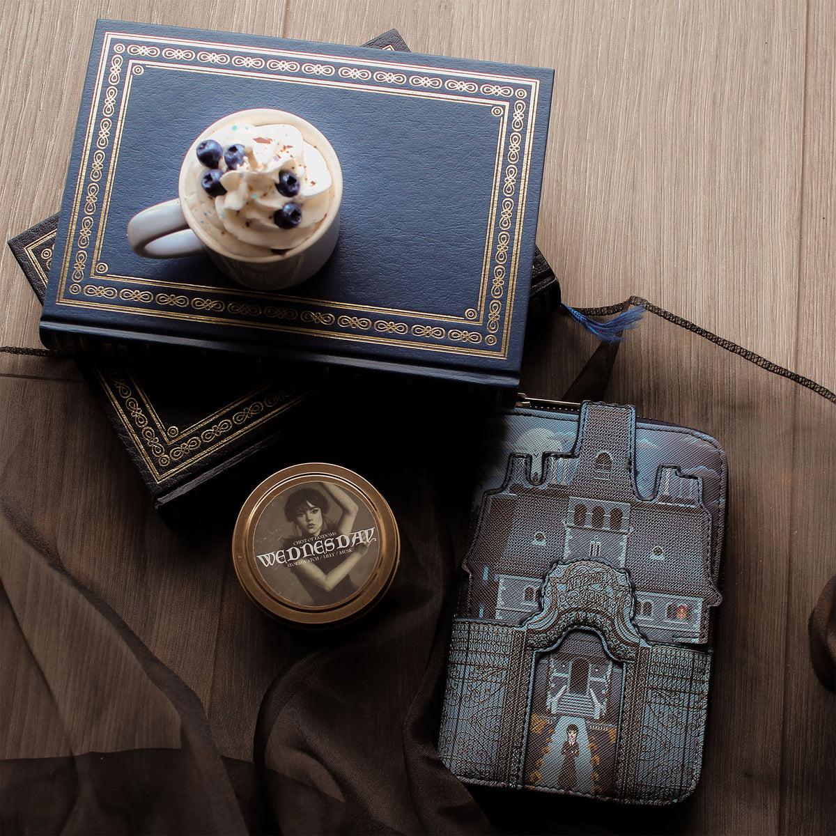 Produktbild Wednesday - Nevermore Academy Geldbörse