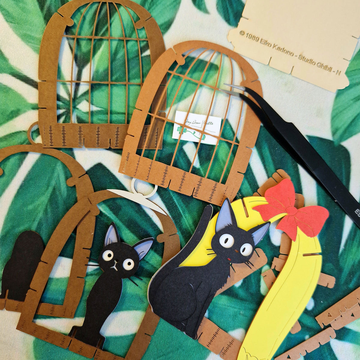 Produktbild Kikis kleiner Lieferservice - Jiji Theater Papier Model Kit