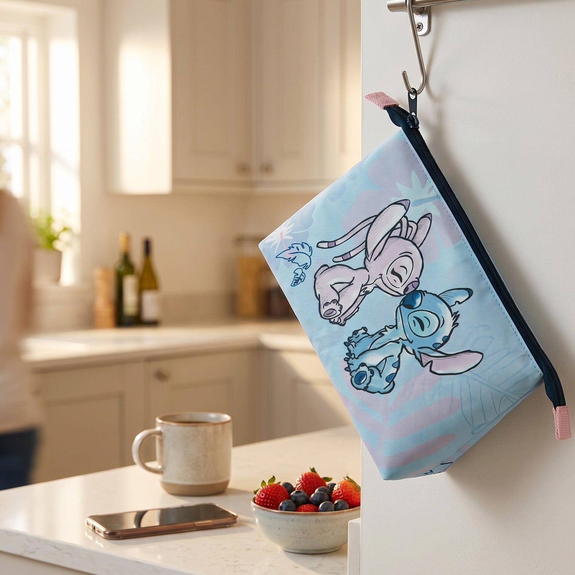Produktbild Lilo & Stitch - Angel und Stitch Kosmetiktasche