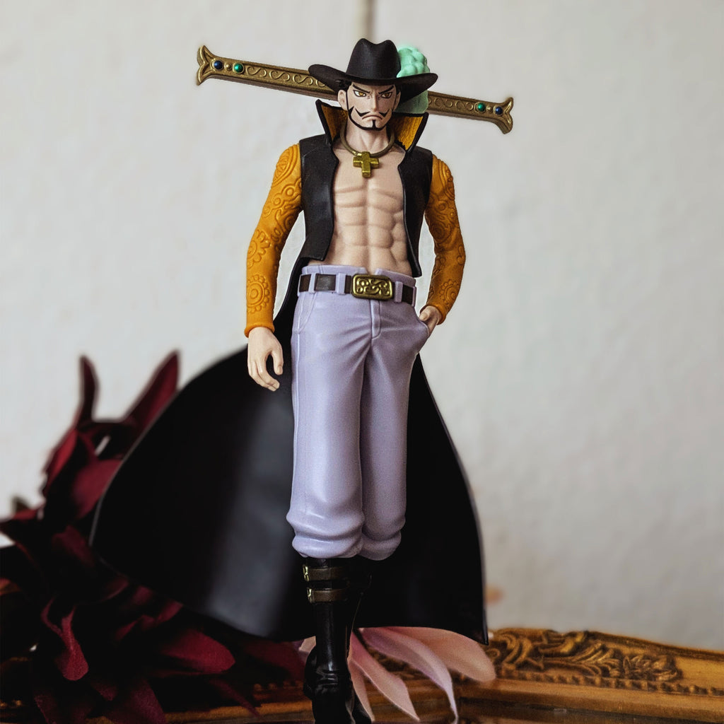 Image produit One Piece - Figurine Dracule Mihawk The Shukko