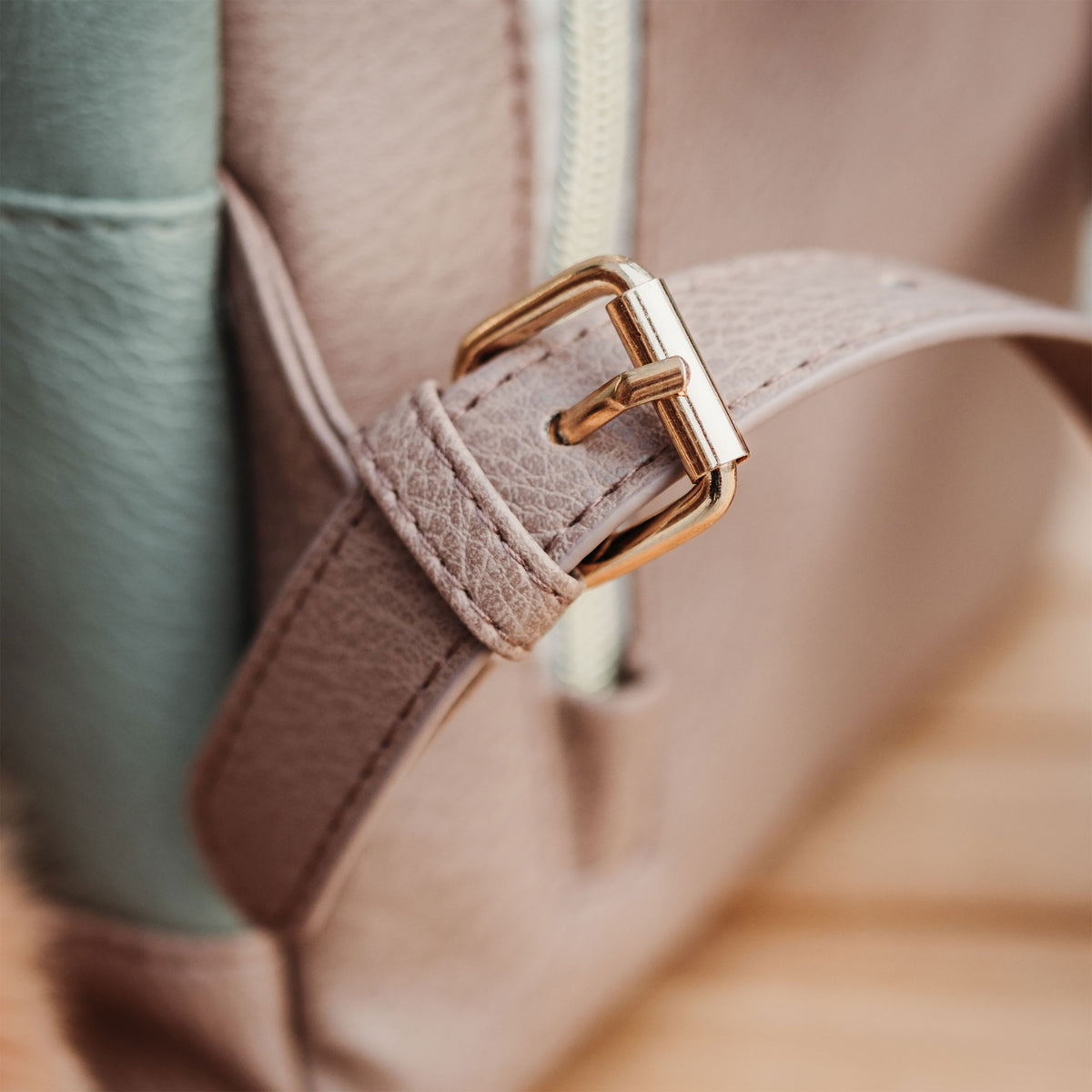 Produktbild Grogu mit Mando Mini Rucksack - Star Wars The Mandalorian