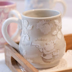Productafbeelding Alice in Wonderland - Witte Konijn Relief Mok