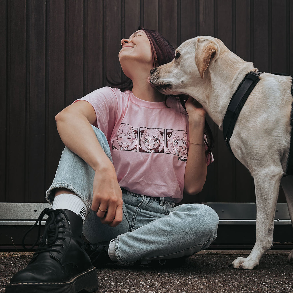 Image produit Spy x Family - T-Shirt Anya rose
