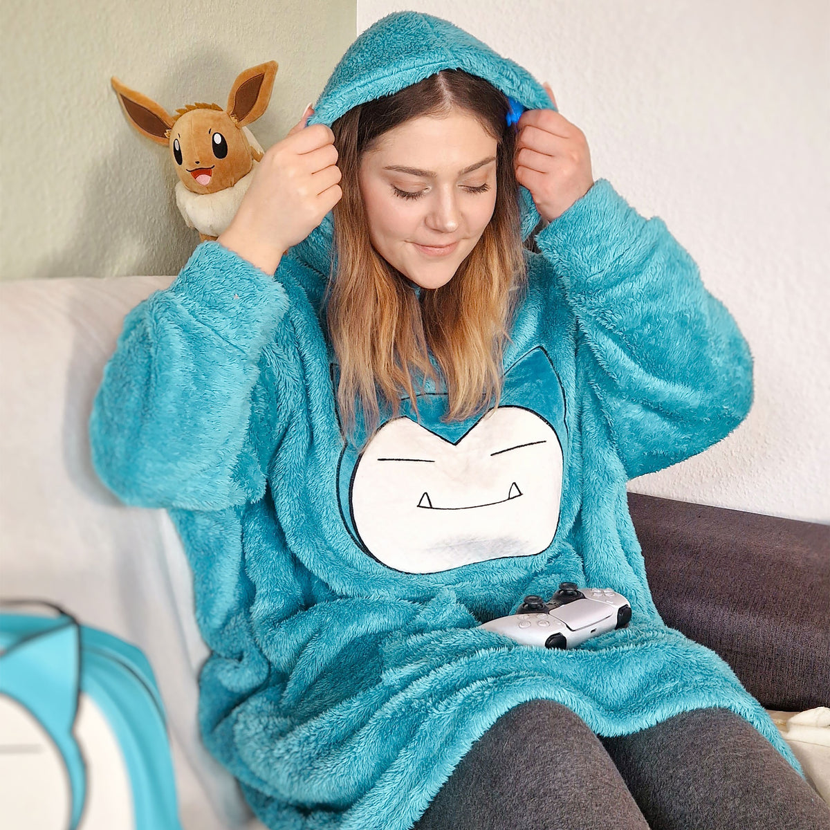 Produktbild Pokemon - Relaxo Oversize Kuschelpullover
