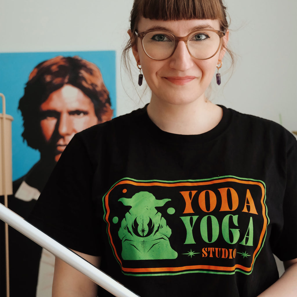 Image produit Star Wars - T-Shirt Yoda Yoga Studio noir