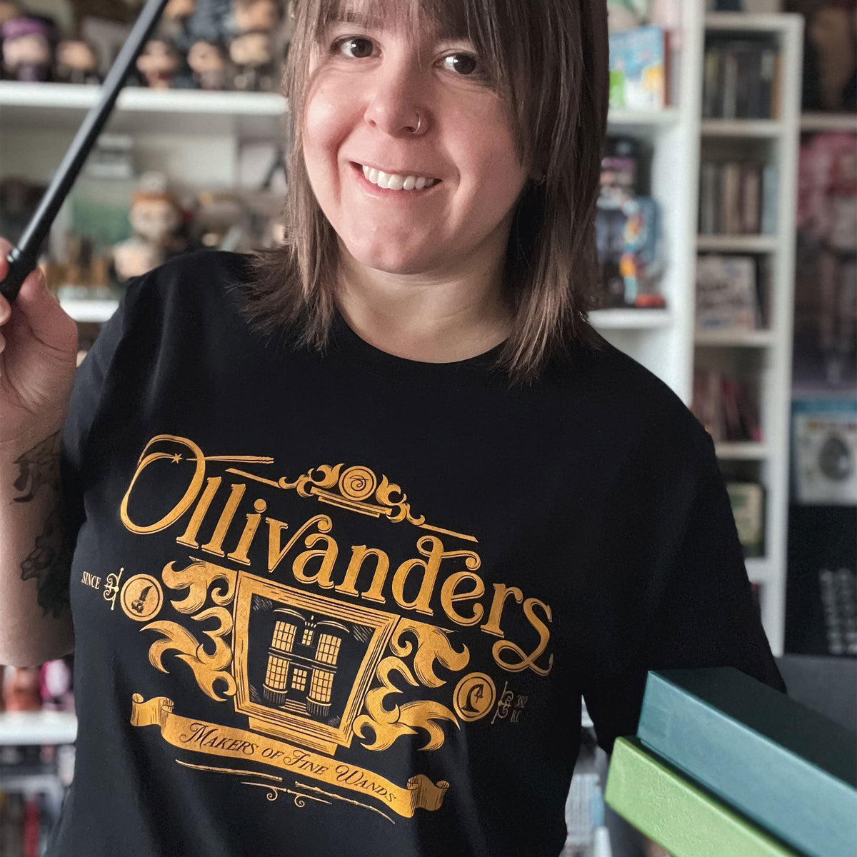 Image produit T-shirt Ollivanders noir - Harry Potter