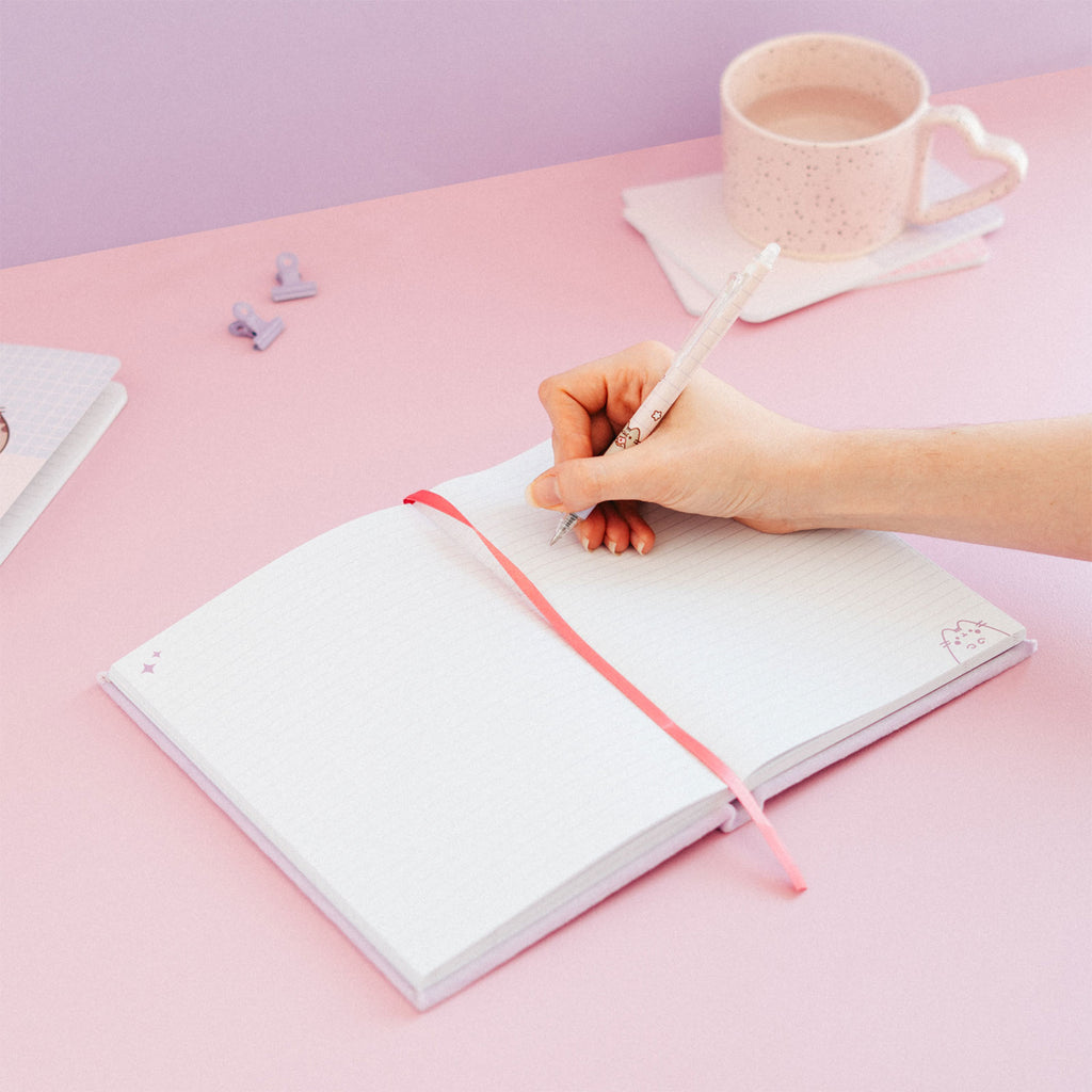 Productafbeelding Pusheen - Moments Pluche Notitieboek