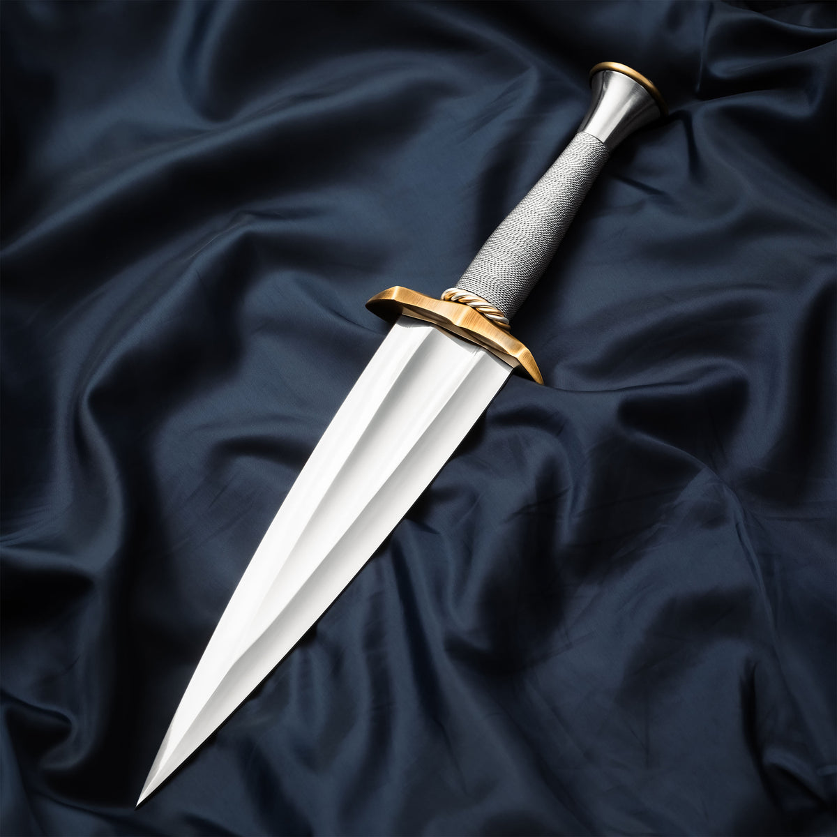 Image produit Le Seigneur des Anneaux - Réplique du poignard de Boromir