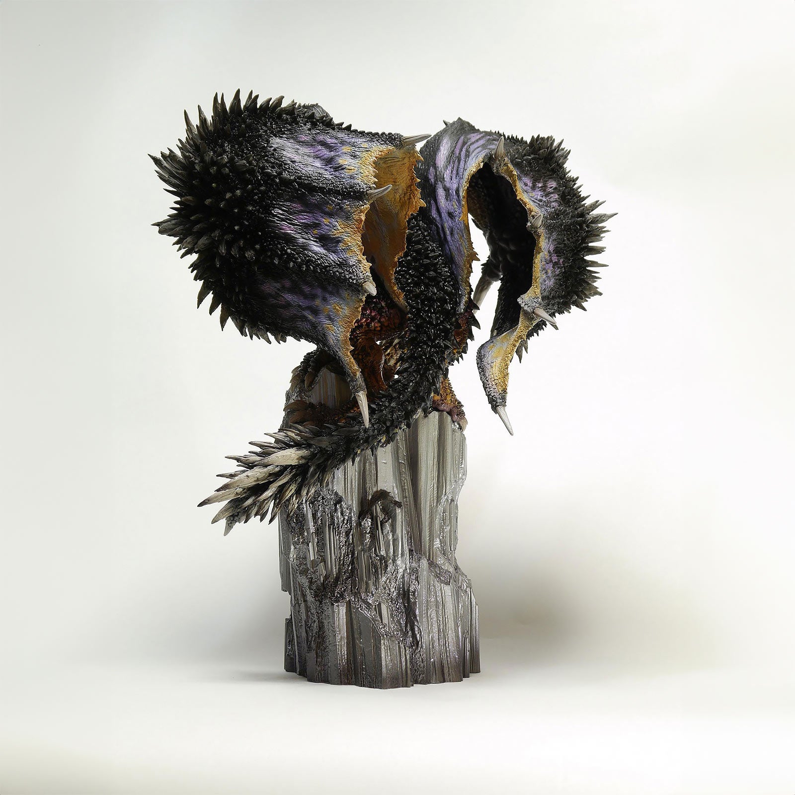 Image produit Monster Hunter - Statue Nergigante Creators Model Version Revente