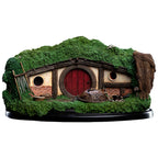 Image produit Le Hobbit - 31 Diorama de la maison de hobbit au bord du lac