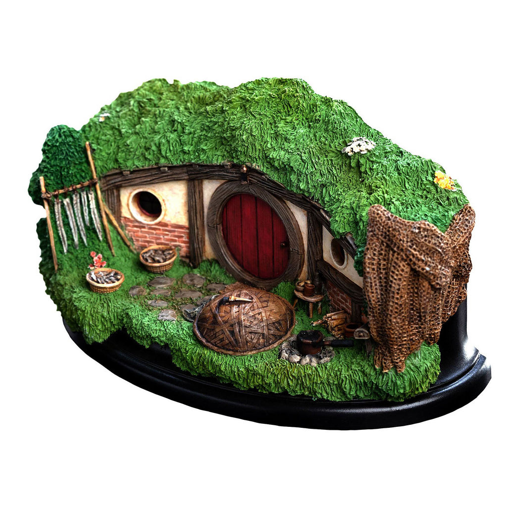Image produit Le Hobbit - 31 Diorama de la maison de hobbit au bord du lac