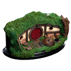 Image produit Le Hobbit - 31 Diorama de la maison de hobbit au bord du lac