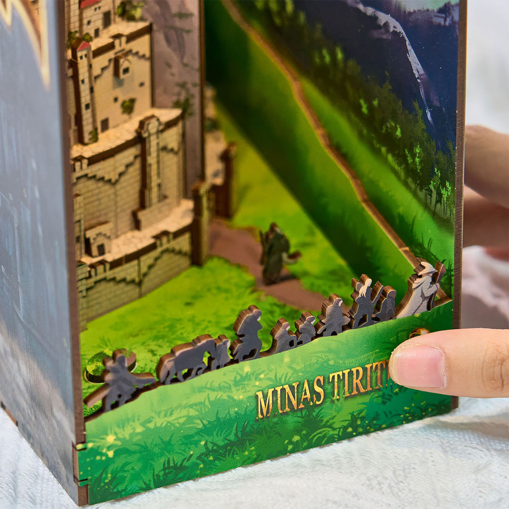 Image produit Le Seigneur des Anneaux - Minas Tirith Book Nook kit maquette en bois