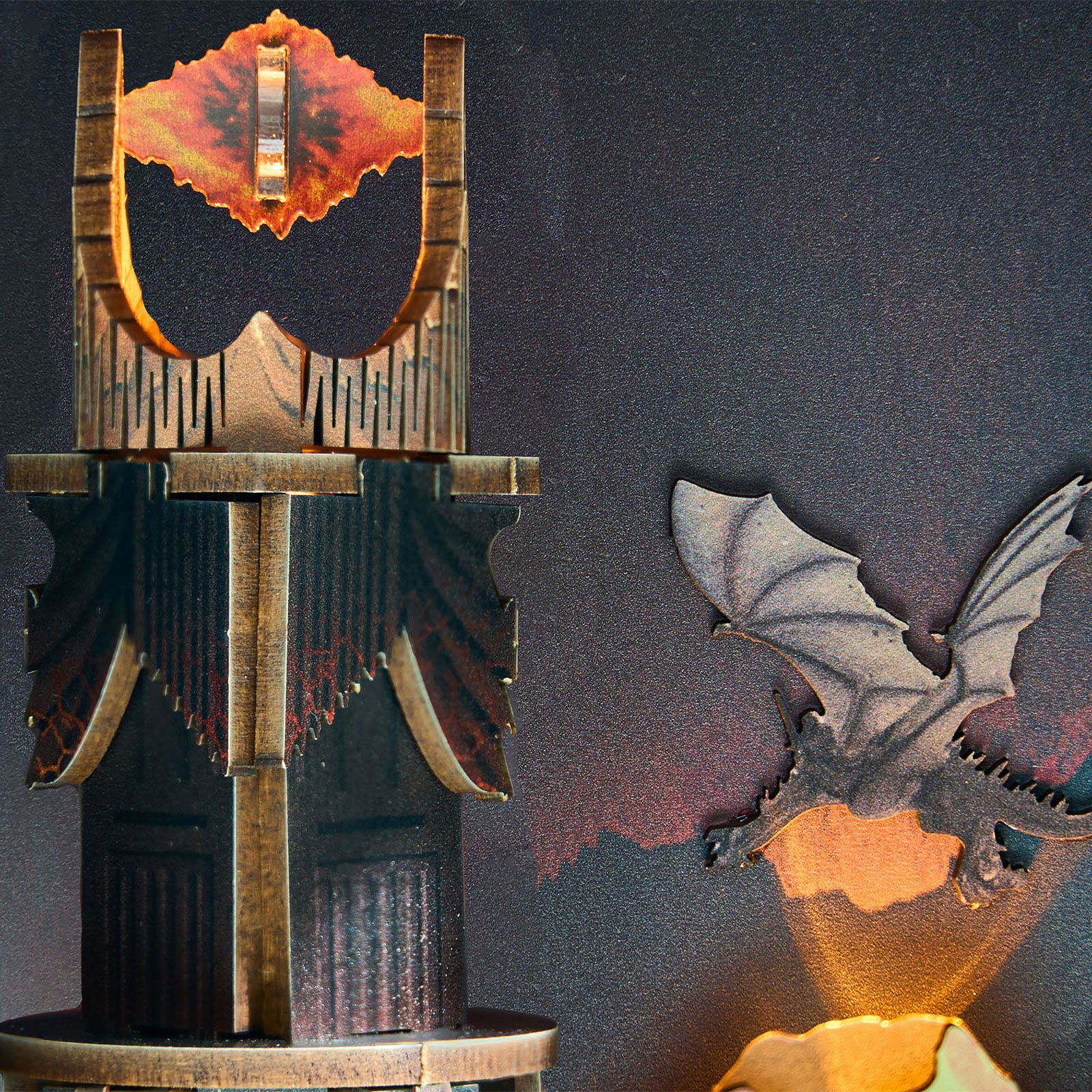 Productafbeelding The Lord of the Rings - Barad-dûr Book Nook houten modelbouwpakket