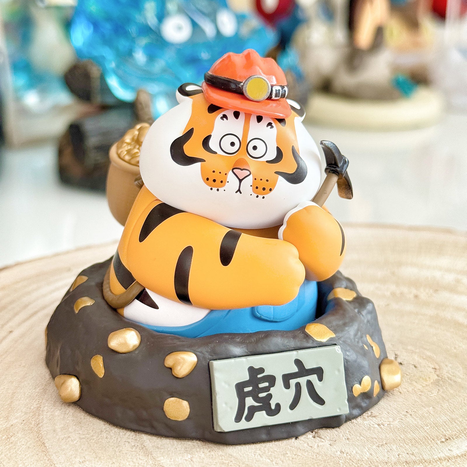 Image produit Zhao Tiezhu – Figurine mystère Alexander Le Gros Tigre Long Teng Hu Yue