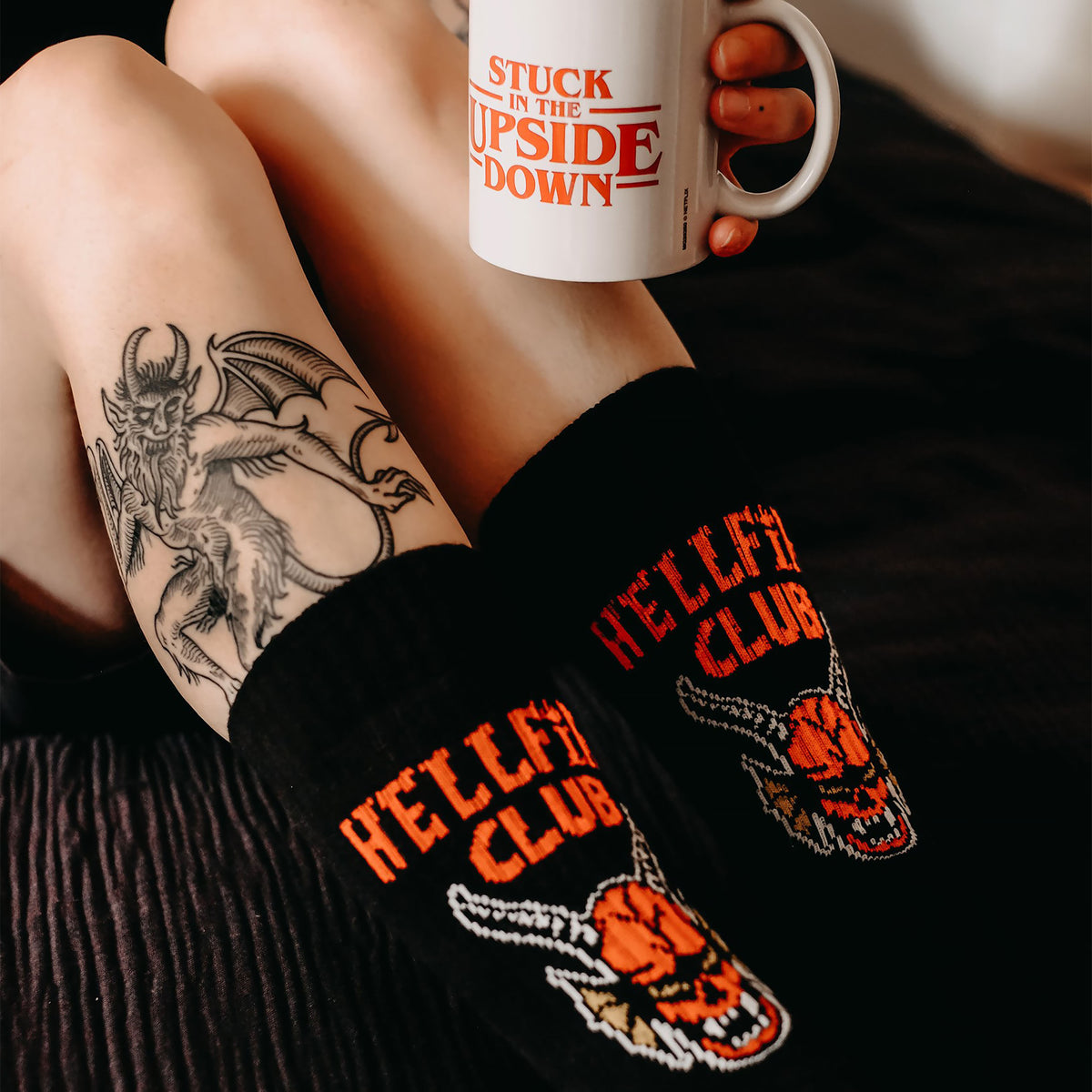 Image produit Stranger Things - Chaussettes Hellfire Club