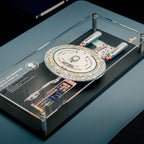 Productafbeelding Enterprise NCC-1701-D wandplaquette met modelreplika - Star Trek