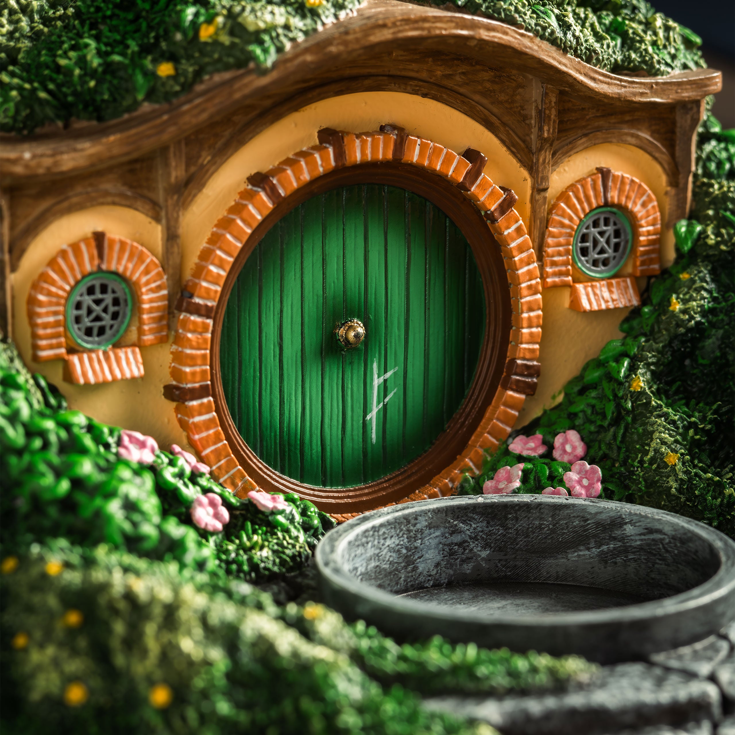 Image produit Le Seigneur des Anneaux - Porte-bougie chauffe-plat diorama Trou de Hobbit (La Comté)