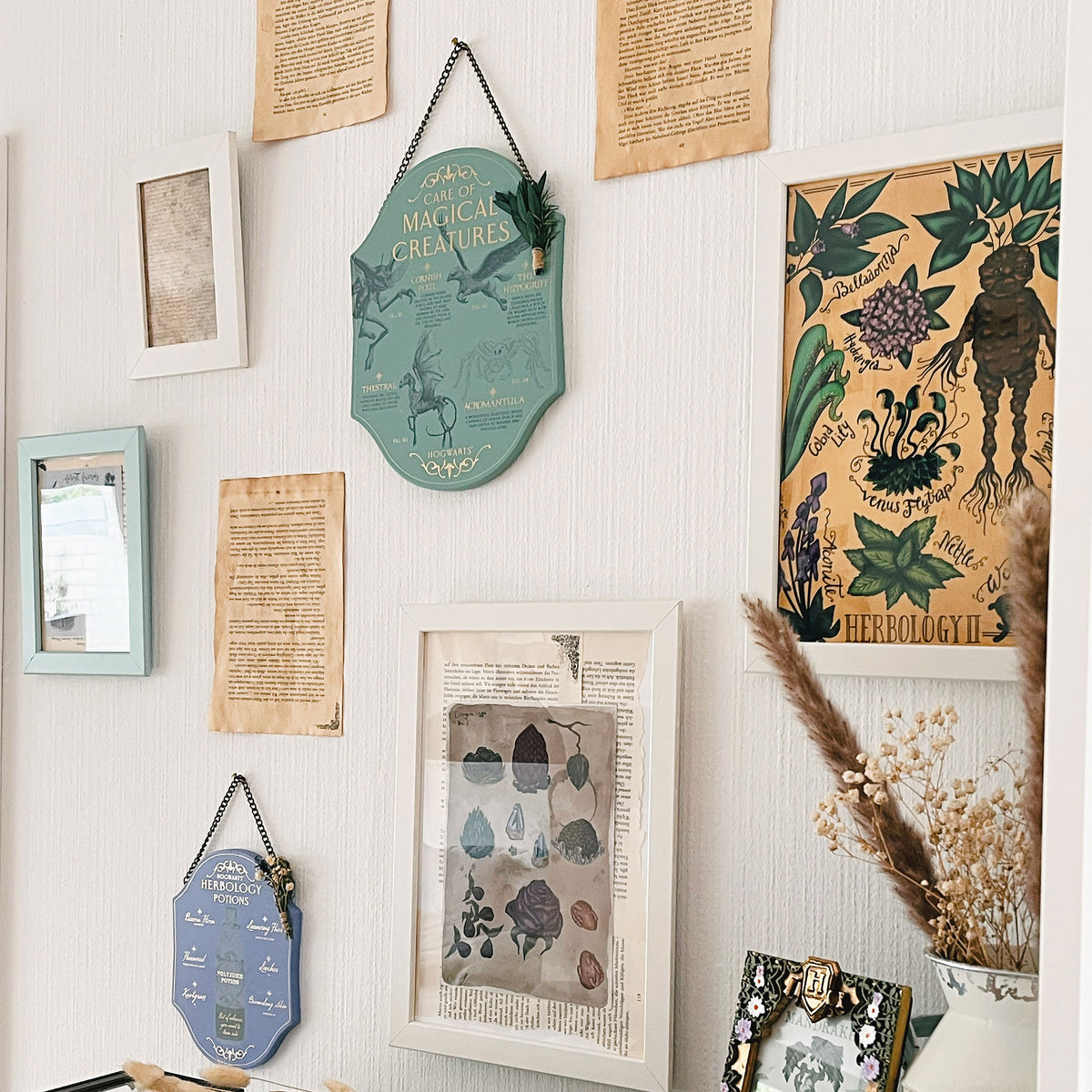 Image produit Harry Potter - Tableau mural en bois Soins aux créatures magiques
