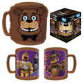 Produktbild Five Nights at Freddys - Freddy Fazbear Tasse mit Plüschüberzug