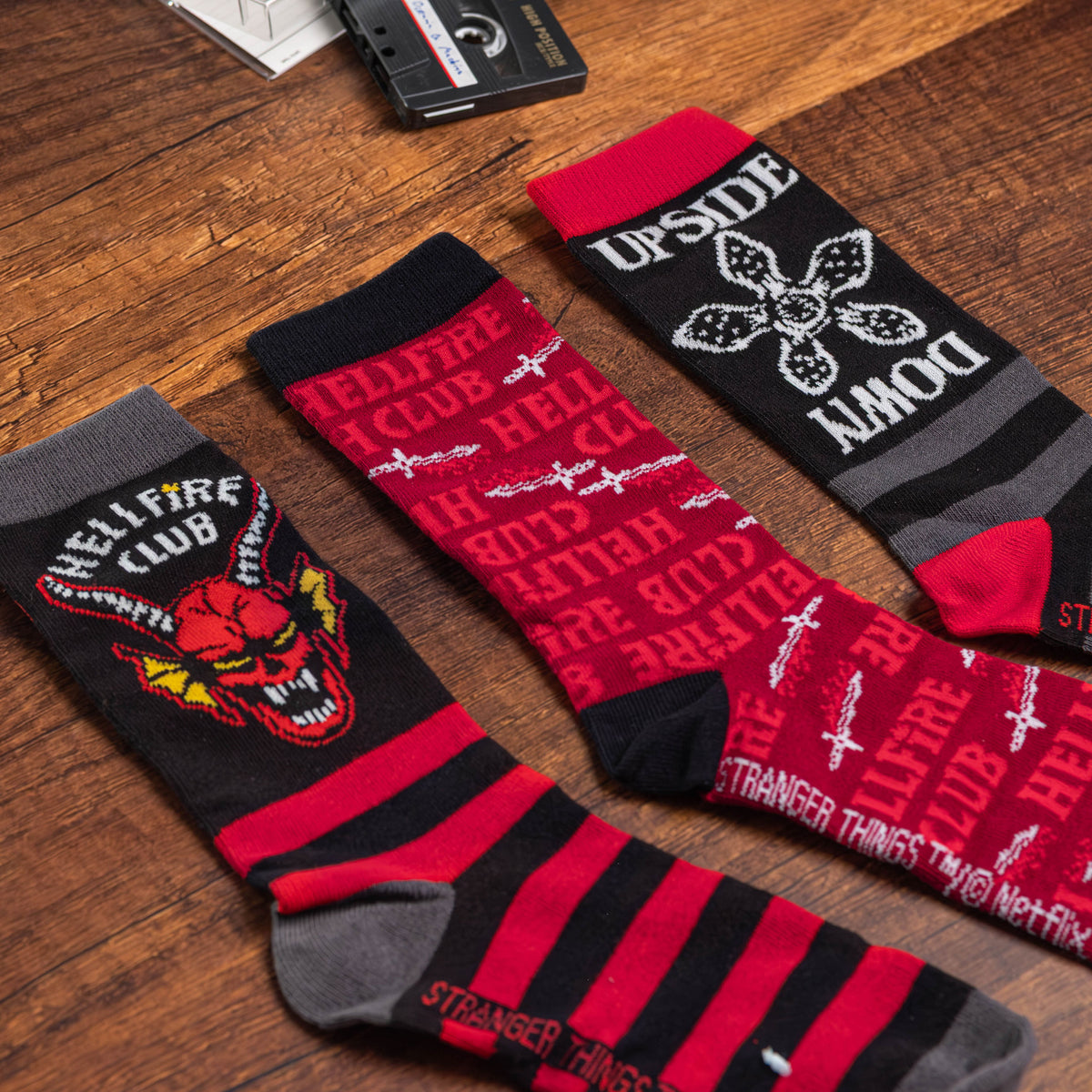 Produktbild Stranger Things - Socken 3er Set in Geschenkbox