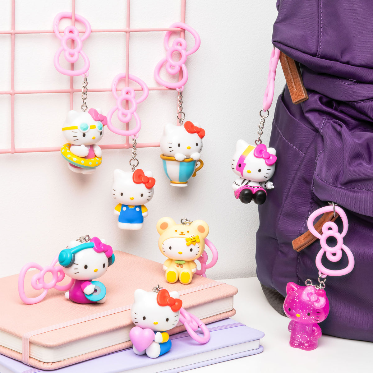 Image produit Sanrio - Hello Kitty and Friends porte-clés mystère présentoir de 24 pièces E1090427