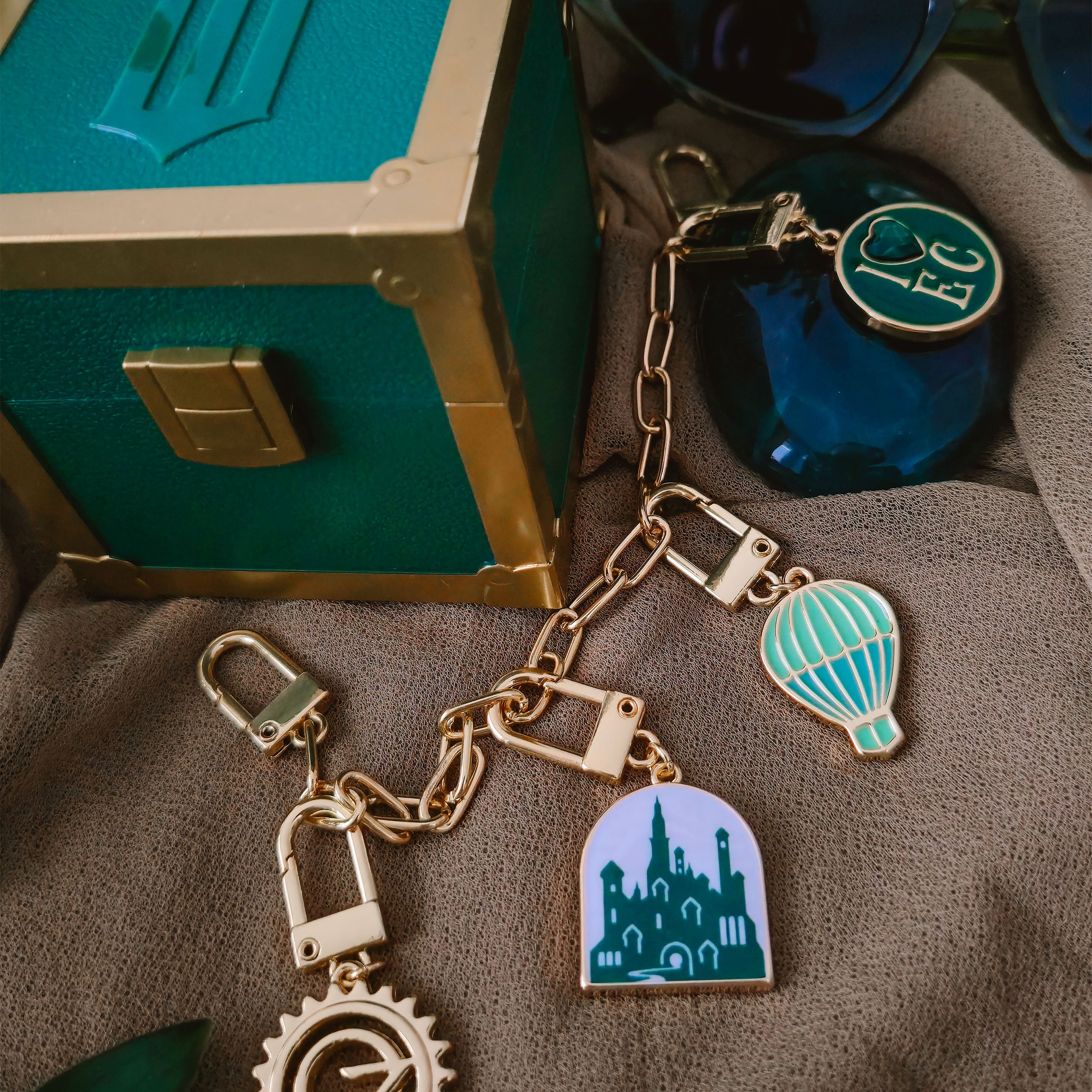 Produktbild Wicked - Emerald City Koffer mit Charm Armband