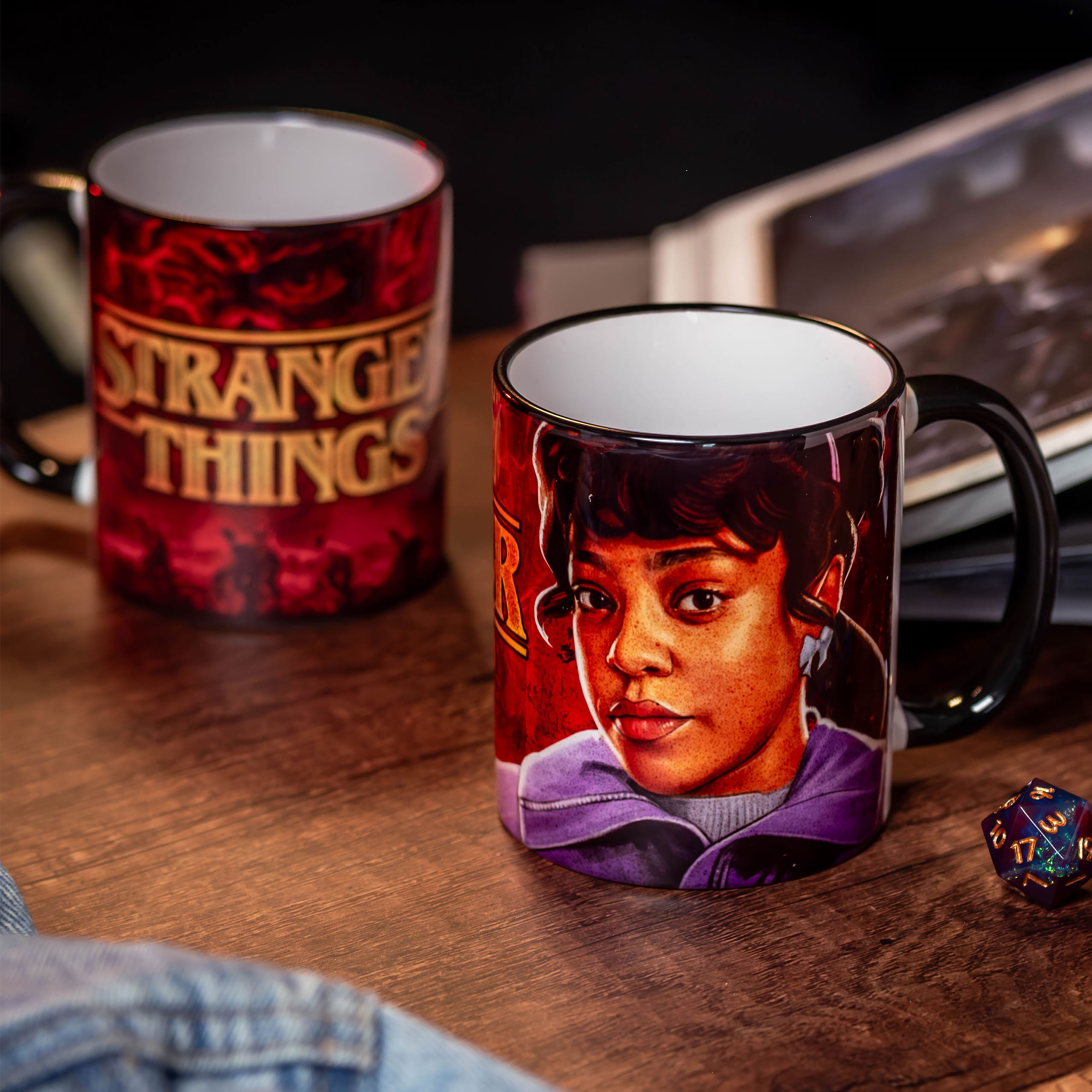 Image produit Mug Erica - Stranger Things Saison Finale