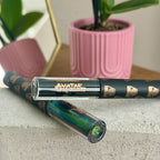 Image produit Avatar - Le dernier maître de l’air - Coffret de 2 eyeliners Toph