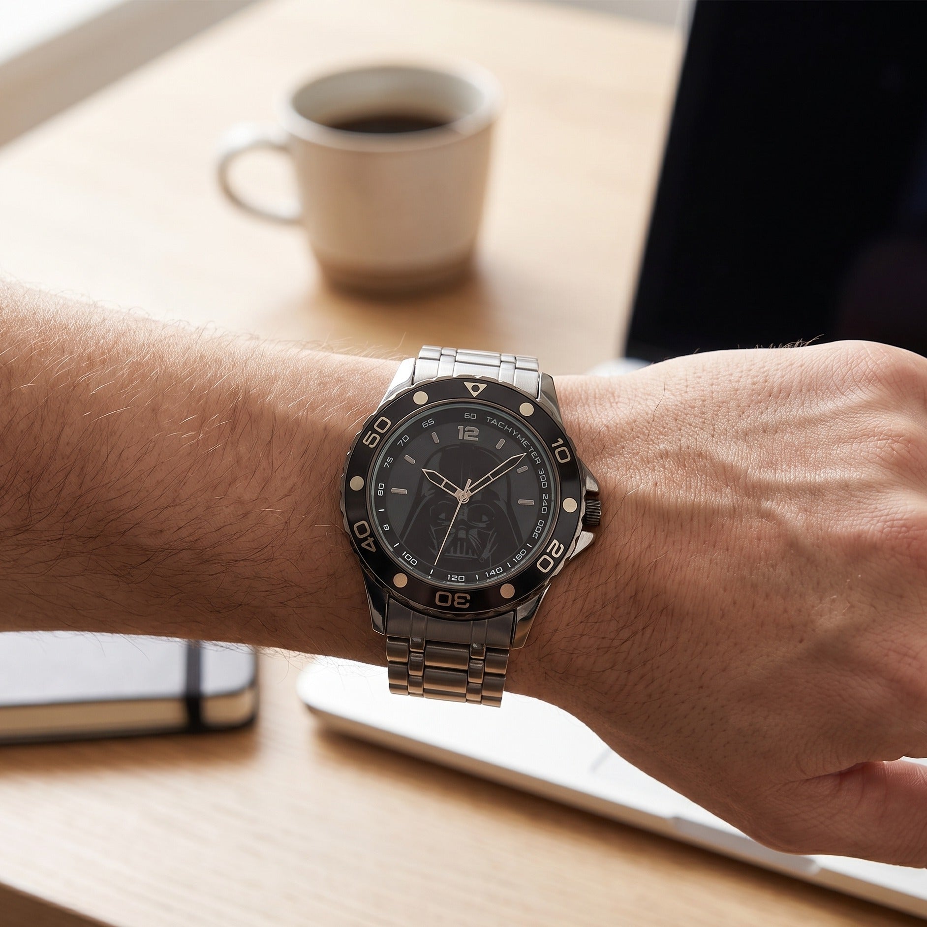 Image produit Montre-bracelet Dark Vador - Star Wars