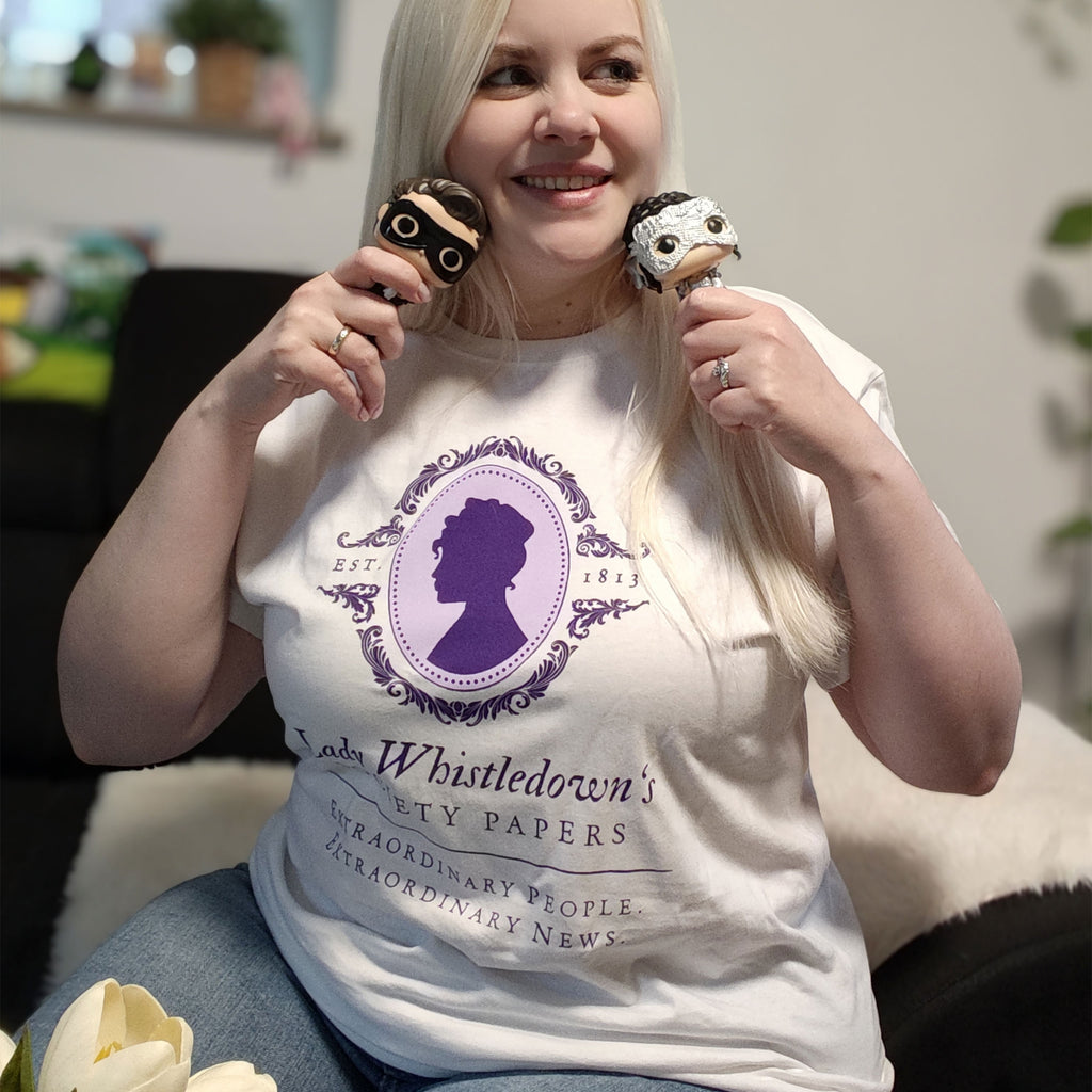 Productafbeelding Society Papers T-shirt voor Bridgerton-fans