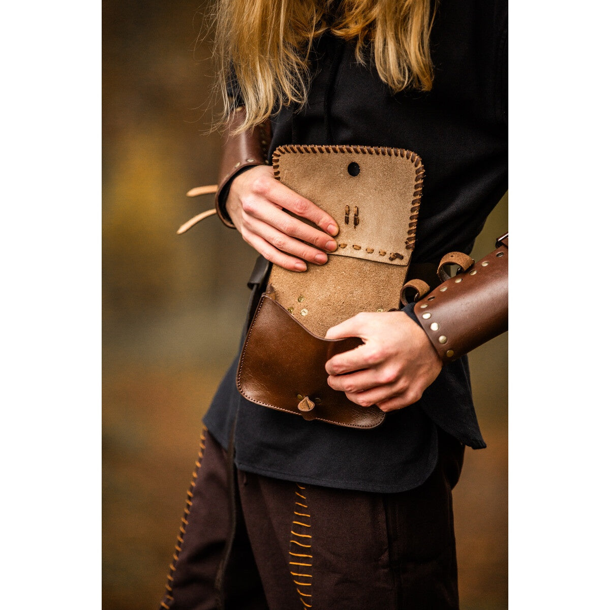 Image produit Bourse de ceinture médiévale en cuir Volmar