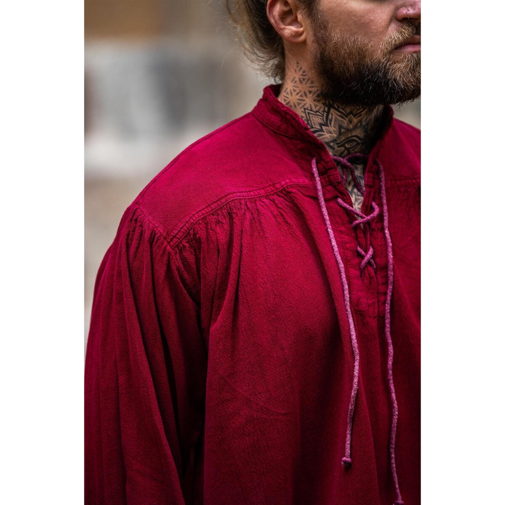 Image produit Chemise médiévale à col montant lacée Friedrich rouge bordeaux